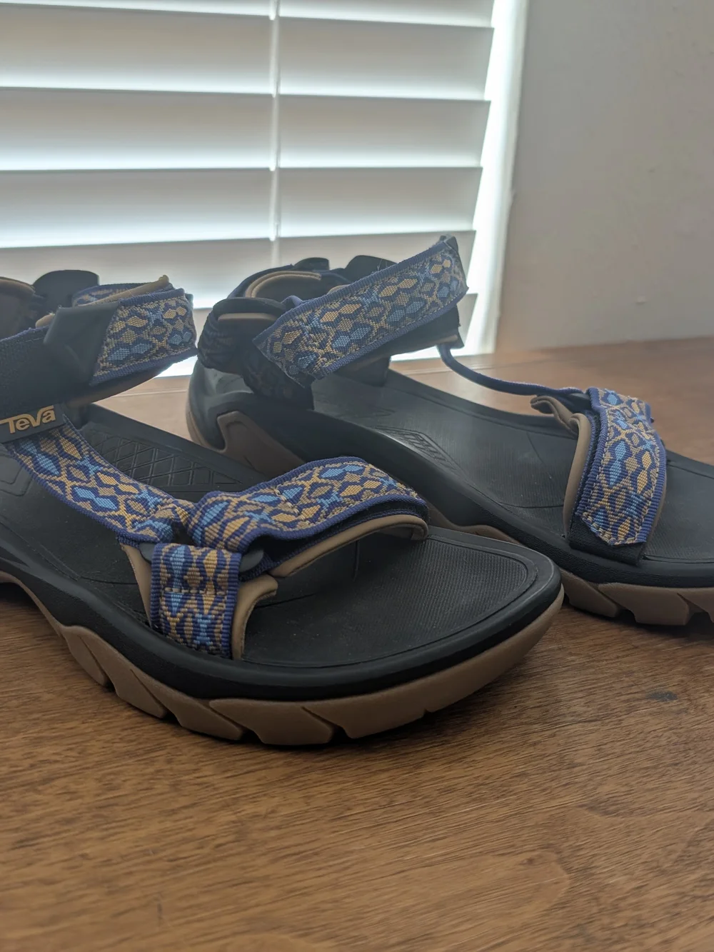 Teva M Terra Fi 5. Men's size 9.5 (42.5)